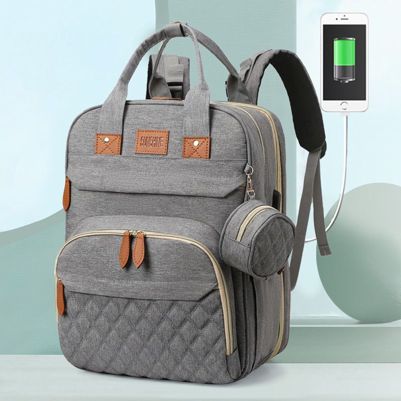 👩‍👧️ Multi-Functional: Mom & Baby Travel Mate!