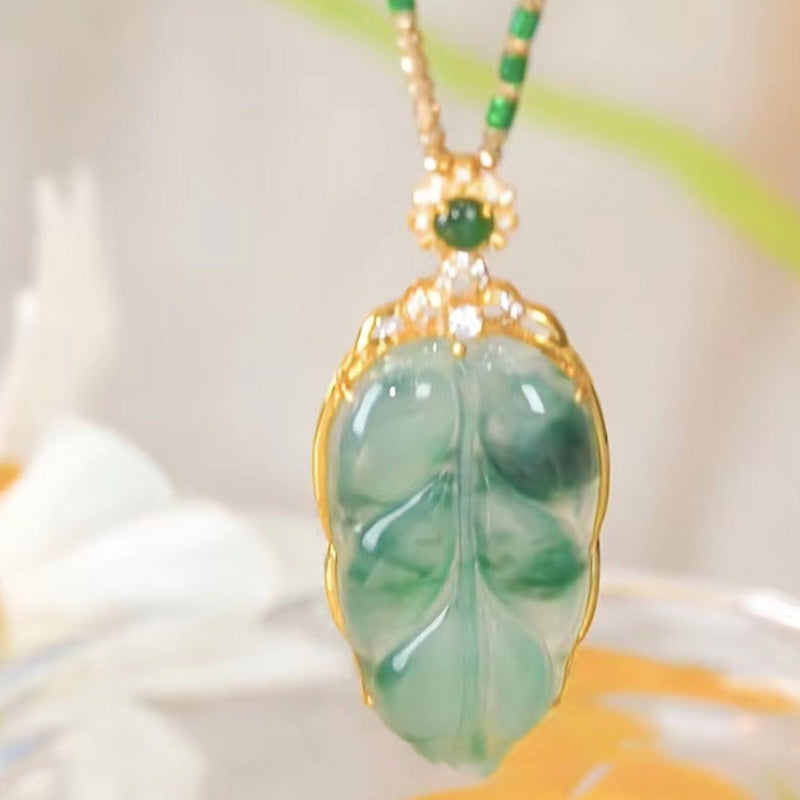 Green Leaf Pendant Necklace for Women