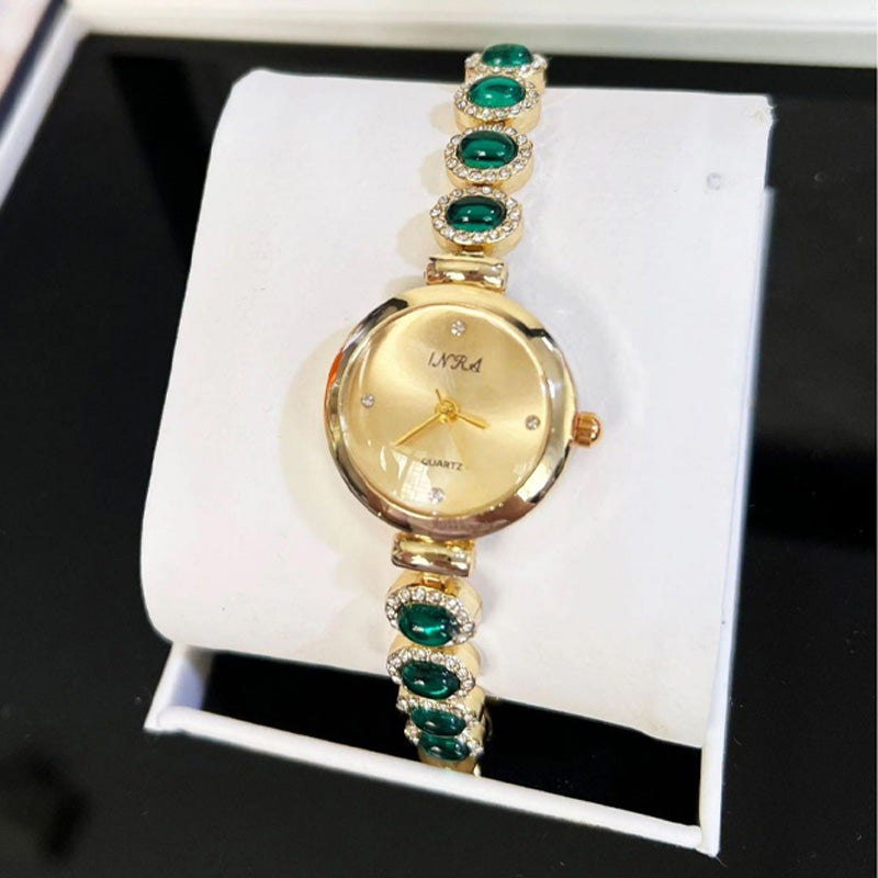 Retro Trendy Round Wrist Watch for Women