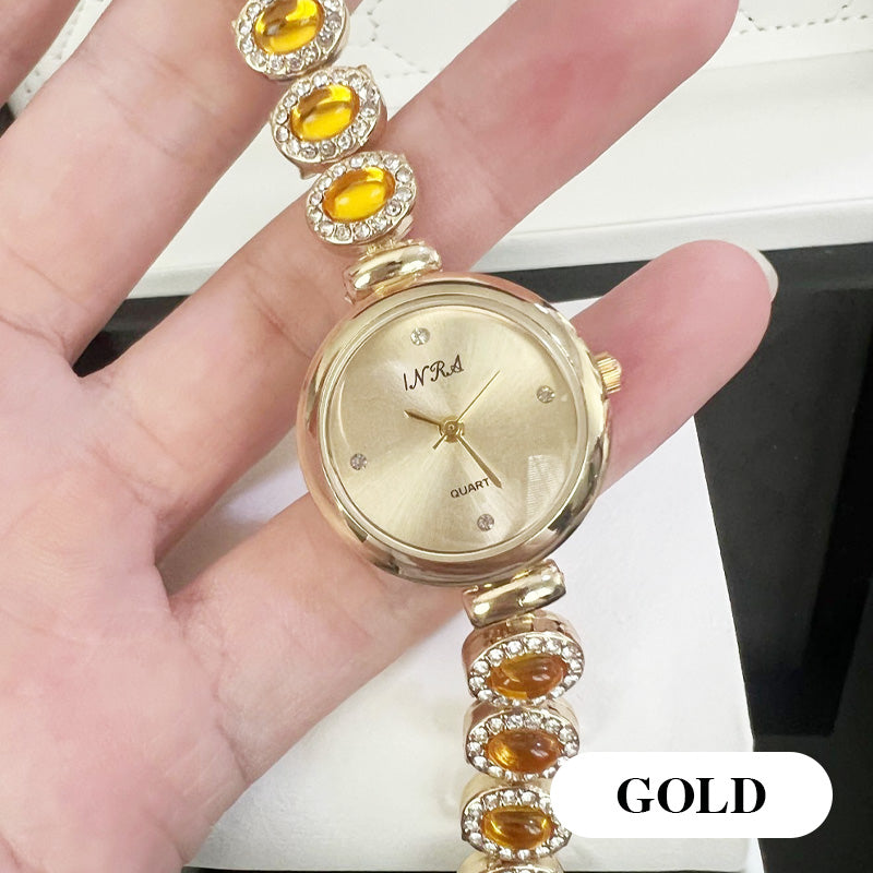 Retro Trendy Round Wrist Watch for Women