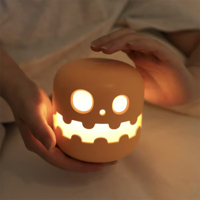 🔥Add 7 pounds to get two items🎃Halloween Creative Pumpkin Dimming Timer Night Light