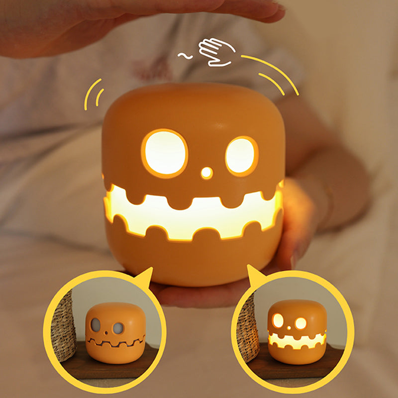 🔥Add 7 pounds to get two items🎃Halloween Creative Pumpkin Dimming Timer Night Light