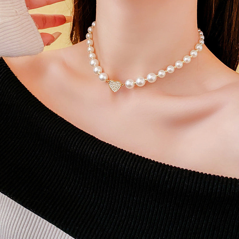 Elegant Pearl Heart Choker Necklace