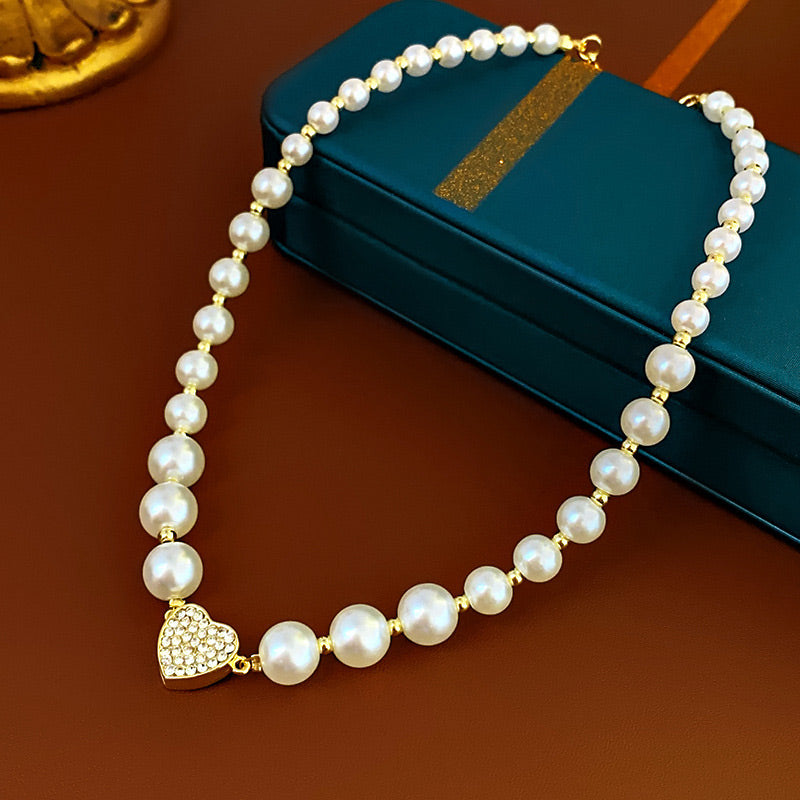 Elegant Pearl Heart Choker Necklace