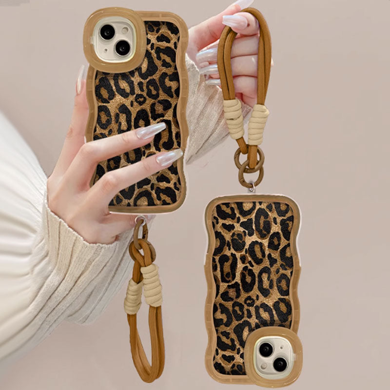 Retro Leopard Print Portable Phone Case Set with Invisible Dual Stands